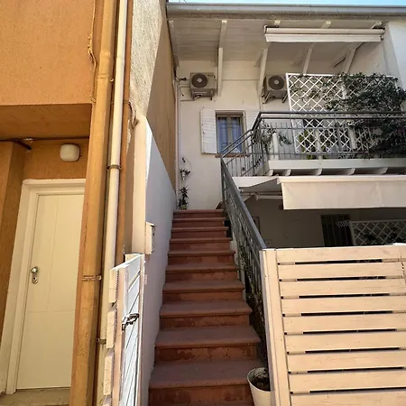 Διαμέρισμα 3 Min To Beach Apt Ac W Garden Or Balcony - Il Lupo Affitta