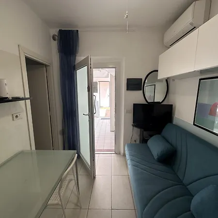 3 Min To Beach Apt Ac W Garden Or Balcony - Il Lupo Affitta * Κατόλικα